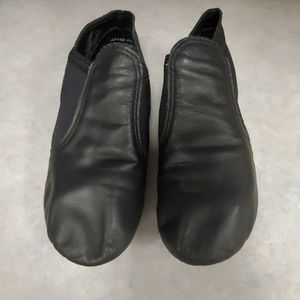 Capezio jazz shoes. Girls size 1.5M
